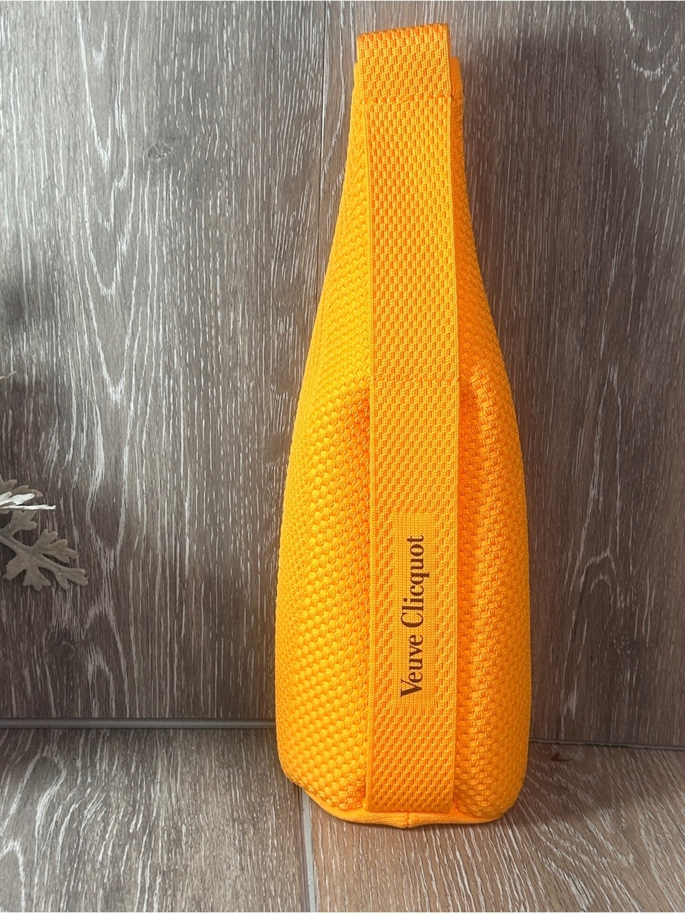 Veuve Clicquot Champagne Bottle Ice Jacket Sleeve Insulated Holder Carrier